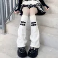 Scaldamuscoli in maglia bianca con fibbia a cuore nera, stile Y2K Harajuku JK calzini. - Bianco Latte con Fibbia Nera