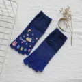 Women cotton five toe socks cute cartoon star mid tube breathable funny toe socks blue - One Size / Blue