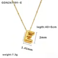 Collana con ciondolo a lettera E gonfia in acciaio inossidabile dorato e catena. - Lettera E / Oro