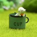 Miniatur Harz Hund Figur in Tasse, perfekte Detailansicht für Garten und Sukkulenten Deko. - Tasse Welpe