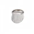 Klobiger silberner gehämmter Ring, Metall stapelbarer minimalistischer Modering Variante Art - Gehämmert Ausgestellt(GD260405009)