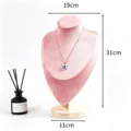 Rosa Samt Halskette Display Büste mit Holzsockel Schmuckständer Präsentationsständer Halter - Büstenmodell Stil / L
