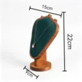 Holz Halsketten Display Ständer mit grünem Samt, Ziegenhorn Form Schmuckhalter für Vitrinen. - Walnuss Ziegenhorn Halskettenregal (Grün)