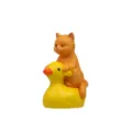 Süße Harz Katze reitet gelbe Ente Figur Mikro Landschaft Miniatur Desktop Ornament Deko - Einzelpreis / Gelbe Katze sitzt auf gelber Ente (geschlossener Mund)