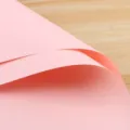 Einfarbig rosa Blumenverpackung Papier Rolle fuer Blumenstrauss, koreanischer Stil Papier. - Glamour-Rosa