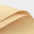 Variante de papier d'emballage floral uni jaune clair, matériel imperméable élégant pour cadeaux. - Kraft Foncé