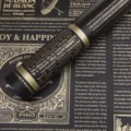 Schwarz-goldenes Retro-Blatt aus wasserdichtem Zeitungspapier für Blumenstrauß-Geschenkverpackung. - 20 Stück/Packung / Schwarz & Gold