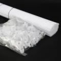 Balloon arch support rods and clips kit, durable plastic material for party decorations. - Balloon Pole
