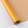 Rouleau de papier d'emballage de fleurs étanche doré, matière plastique BOPP de qualité. - 56cmx10yd/Rouleau / Curcuma et Paille