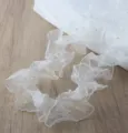 Wit geplooid mesh lint met parels voor bloemenboeket verpakking en knutseldecoratie 2m/stuk - Crème Parel
