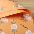 Oranje waterdichte rozen bloemeninpakpapier variant, dik boeket verpakkingsmateriaal. - 20 Stuks/Pak (56x56cm) / Oranje & Geel