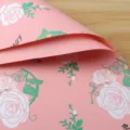 Waterdicht roze bloemen inpakpapier dik boeket verpakkingsmateriaal voor bloemen. - 20 Stuks/Pak (56x56cm) / Dieproze