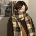 Cozy milk coffee brown plaid winter scarf for women, featuring cute heart patterns and Korean ins style. - Heart Grid - Coffee