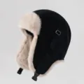Chaud bonnet aviateur noir d'hiver avec doublure en fausse fourrure douce vue principale - Noir