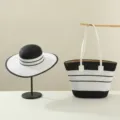 Summer new straw hat and tote bag two-piece set, stylish outdoor sun hat and woven handbag. - Set / Black