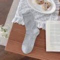 Calzini grigi con stampa floreale, stile coreano, pizzo dolce, comodo abbigliamento quotidiano. - Taglia unica / Grigio