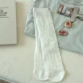 Calzini corti in pizzo bianco da donna, design floreale estivo traspirante, comodi e versatili. - Bianco