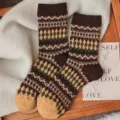 Vintage Fair Isle wool socks for women, thick cozy winter mid-tube slouch knit hosiery. - Brown