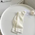 Chaussettes côtelées blanches, style quotidien minimaliste, variante coton doux, confortable - Taille unique / Blanc Crème