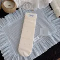 Chaussettes mi-hautes en filet blanc avec nœud bleu et joli bord volanté doux. - OD2-866 blanc cassé