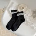 Calzini neri a pois con volant in pizzo bianco graziosi stile dolce calzetteria da donna - Taglia unica / Nero
