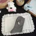Calzini medi in cotone da donna ricamati con cuccioli carini, design fiocco, comodi e morbidi. - Grigio scuro