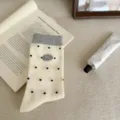 Calze a metà tubo ricamate con fiocco a pois, calzini in cotone beige retrò per donna. - Bianco Crema