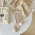 Calze donna beige a costine verticali cashmere lana tubo medio retro accoglienti maglieria. - Beige