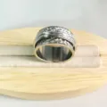 Dahtylidi peristrofiko apo anoxeidoto atsali se bohem styl me anthiko motibo anti agchos leptomereia - Μέγεθος 5 / Ασημένιο Spinner 3 Στρώσεων
