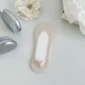 Calzini fantasmino beige a taglio basso da donna, design estivo traspirante in cotone. - Beige e Caffè