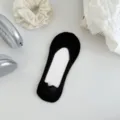 Black low-cut invisible socks for women, summer breathable ice silk cotton bottom anti-slip. - Black