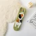 Green fuzzy cat socks for women, thick plush winter sleep socks, cozy cute home thermal hosiery. - One Size / Green Cat