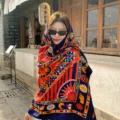 Ethnic style sun protection shawl, detailed outdoor street view, colorful geometric pattern. - Red Sunflower