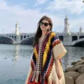 Ethnisch Strick Poncho Damen, bohemian Fransen Umhang, stilvolle Reise Decke Oberteil. - Gelb