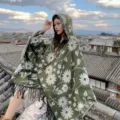 Green floral hooded knitted cape retro ethnic warm women poncho tassel shawl winter outerwear - Floral Cloak (Green)