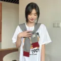 Grey knit small shawl for women, stylish spring summer office air-conditioned room cape scarf. - Khaki
