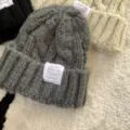Cozy winter knit beanie hat, thick woolen warm cap for women, stylish autumn everyday wear. - M (56-58cm) / Gray