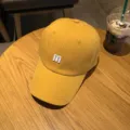 Yellow baseball cap for women and men, simple curved brim sun hat with white letter m. - Adjustable / Yellow