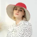 Reversible summer bucket hat for women, wide brim sun protection anti-UV casual sun hat. - One Size with Windproof Cord / Red