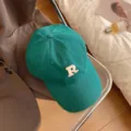Gorra de béisbol verde con R bordada, sombrero retro de ala curva para mujeres y hombres moda. - Verde Oscuro