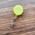 Gele uittrekbare badgehouder rolclip voor verpleegkundige arts werkpas accessoire - Geel doorschijnende jojo-badgehouder (Met riemclip)