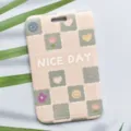 Portatarjetas pastel lindo con diseño de cuadros y smiley, ideal para identificación. - Estilo de Cuadros NICE DAY / Sin Accesorios