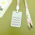 Lindo tarjetero verde de panda con cordón, funda de placa deslizante de plástico para estudiantes. - Pandas Sentados / Cordón largo con hebilla floral