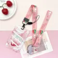Portacarte d'identità rosa fragola carino con cordino custodia protettiva per studenti - Nastro Fragola + Cordino Lungo Limitato Fragola