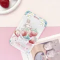 Bonito tarjetero de conejo y fresa, funda protectora rígida de plástico para tarjeta de bus. - Un Tazón de Fresas (Sin Accesorios)