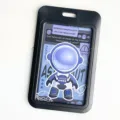 Portabadges negro con bonito diseño de tarjeta de astronauta, funda duradera para tarjeta de estudiante. - Estilo Astronauta De Pie Azul / Portatarjetas Solo (Sin Accesorios)