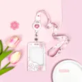 Rosa harter Kunststoff transparenter Kartenhalter mit süßem Lanyard und Einzugshalter für Schüler. - Schiebe Transparent-Gemustertes Herz Dialogbox + Erdbeere Rosa Ausziehbares Langes Umhängeband