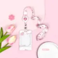 Rosa Erdbeer Bär Ausweishalter Set mit Lanyard und Einzug für süßen Studierendenausweis. - Schiebe Transparent-Weißer Hintergrund Herz Dialogbox + Erdbeere Rosa Ausziehbares Langes Umhängeband