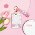 Tarjetero transparente rosa con cordón bonito protector de placa de ID para estudiantes - Deslizante Transparente-Caja de Diálogo de Corazón con Líneas + Llavero Degradado Rosa