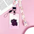 Portatarjetas de dibujos animados con cordón y diseño de gato divertido para tarjetas y credenciales. - Gato Negro Pouting (Con Cordón Largo De Fresa Rayado)